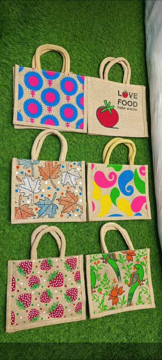 Unique Printed Jute Bag with Zipper(Assorted) 2 Unique Printed Jute Bag with Zipper(Assorted) - Image 2