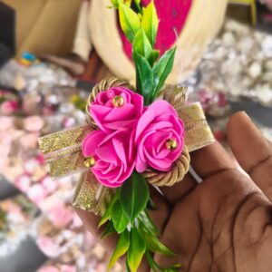 Floral Brooches(Assorted color)