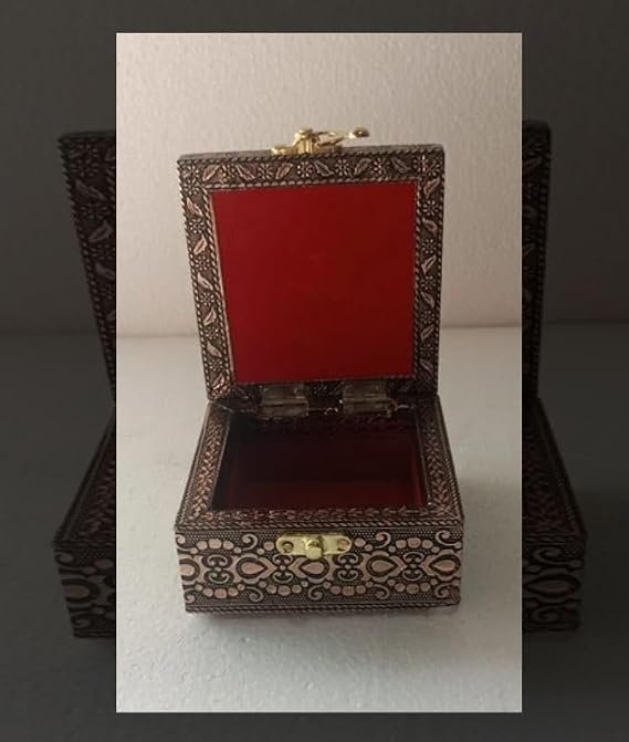 Traditional Handcrafted Wooden Pichwai Art Jewelry Box (Multi Design) 4 Traditional Handcrafted Wooden Pichwai Art Jewelry Box (Multi Design) - Image 4